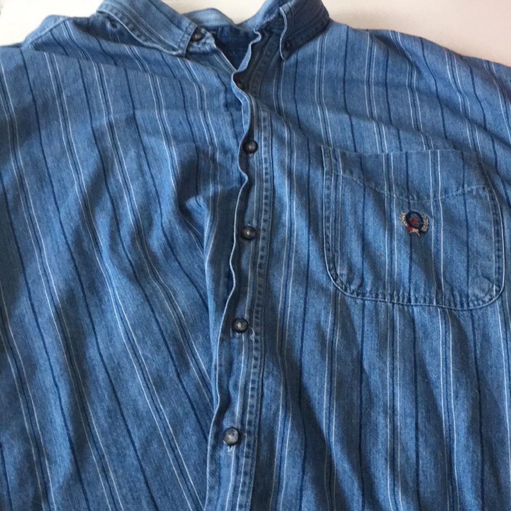 LIGHT BLUE SHORT SLEEVED JACKET